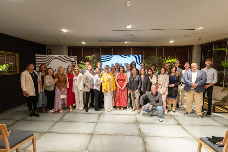 CRESCENDO INSPIRA: SUMAR MIRADAS, CONSTRUIR EMPRESA